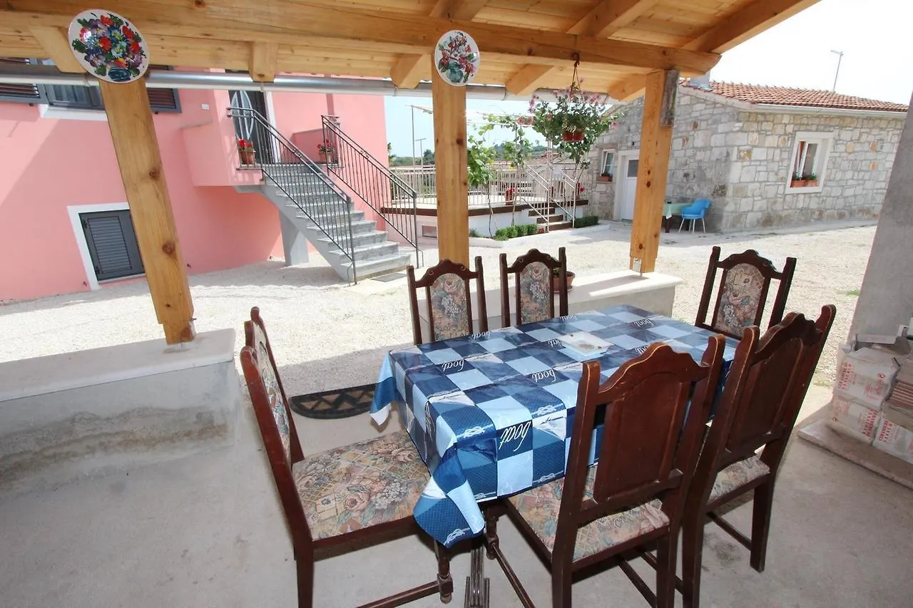 Apartment Mondelaco Rovinj